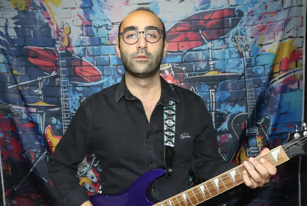 Antalya Eğitim Araştırma Doktorlarından Rock Orkestrası 8